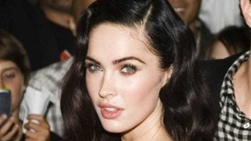 Megan Fox Red Carpet 640